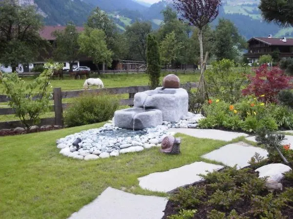 Pensión Gaestehaus Waldruh 3*